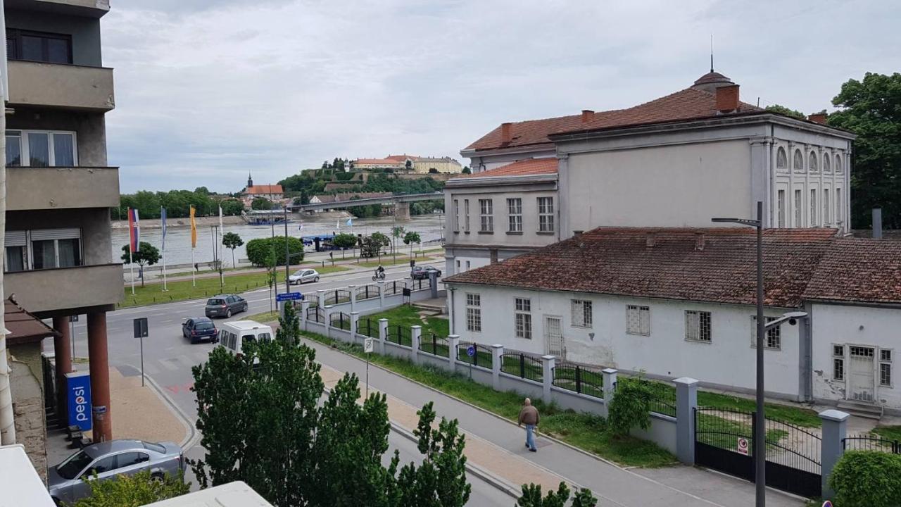 Apartman No.5 Novi Sad Bagian luar foto